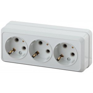 Фотография товара 'Эра Розетка 3х2P+E, 16А-250В, IP20, ОУ, Quadro, белый Б0036145'