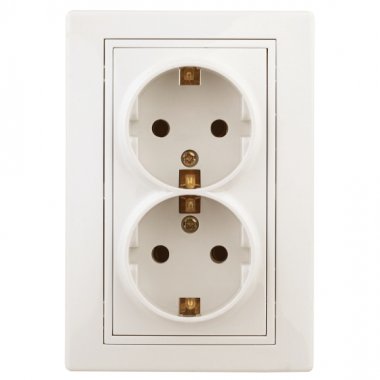 Фотография товара 'Эра Розетка Intro Plano 1-205-02 с заземлением двойная 2X2P+E Schuko, 16А-250В, IP20, СУ, слоновая кость Б0053916'