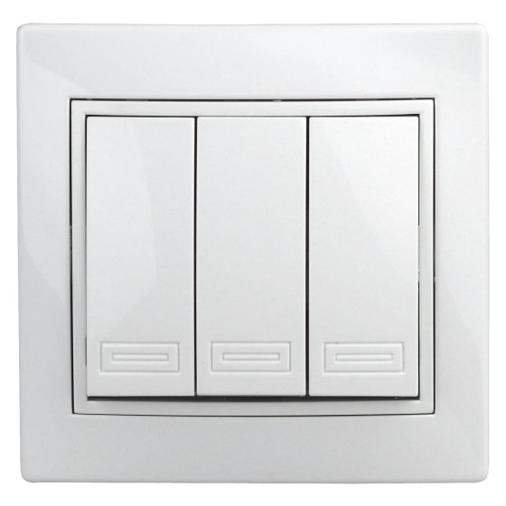 Фотография товара 'Эра Выключатель Intro Plano 1-106-01 тройной, 10А-250В, IP20, СУ, Plano, белый Б0053788'