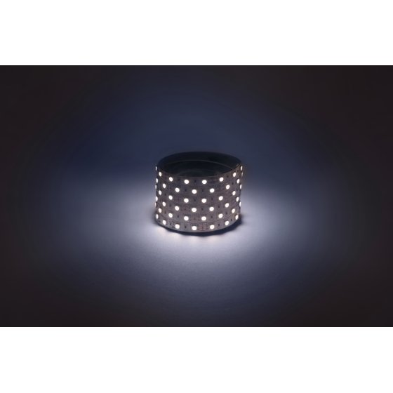 Фотография товара 'Эра Светодиодная лента LS5050 -14,4-60-12-6500K-IP20-1 year-5m холодный белый 5м Б0059910'