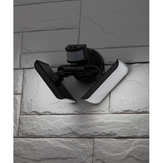 Фотография товара 'Эра ERAFS020-42 Фасадный светильник с двумя световыми панелями c выносной солн. бат., 2х50 LED Б0044490'