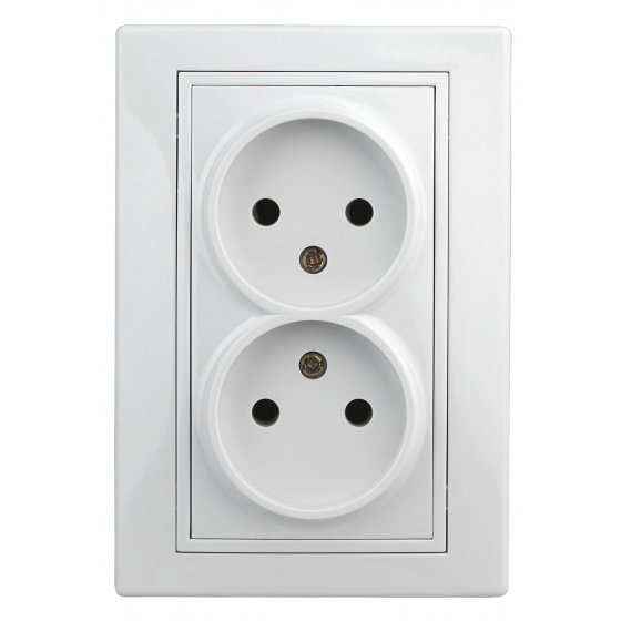 Фотография товара 'Эра Розетка Intro Plano 1-204-01 без заземления двойная 2х2P, 16А-250В, IP20, СУ, Plano, белый Б0053904'