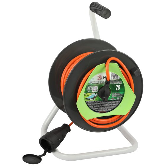 Фотография товара 'Эра Удлинитель силовой RP-1e-3x1.5-20m на пластиковой катушке c заземлением 20м 1 розетка ПВС 3х1,5мм2 Б0059775'